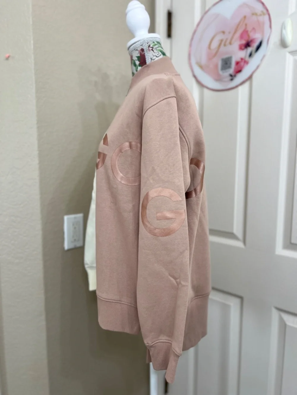 SDMOVE Two-Tone Zip Front Sweatshirt in Cream & Dusty Rose